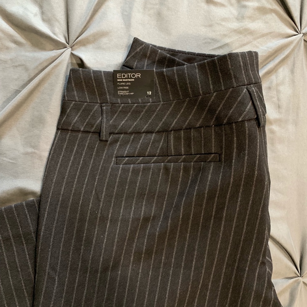 Express pants - Picture 2 of 3